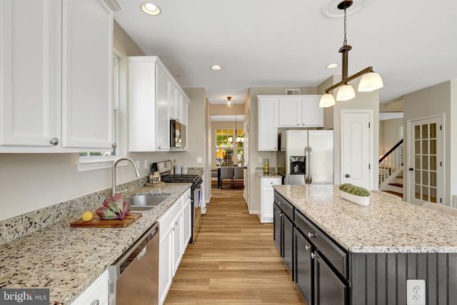 42985 CHESTERTON ST, Ashburn, VA 20147
