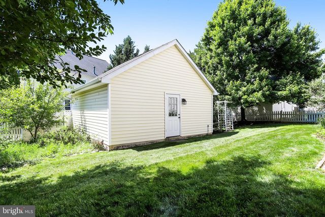 42985 CHESTERTON ST, Ashburn, VA 20147