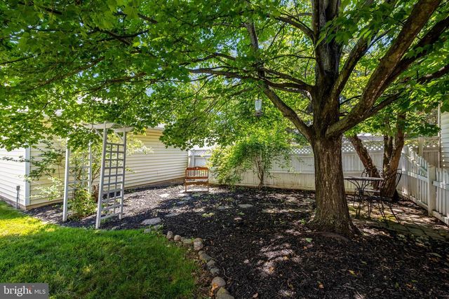 42985 CHESTERTON ST, Ashburn, VA 20147