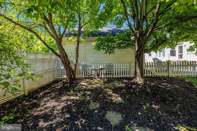 42985 CHESTERTON ST, Ashburn, VA 20147