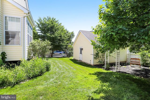 42985 CHESTERTON ST, Ashburn, VA 20147