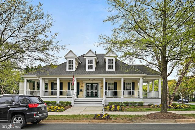 42985 CHESTERTON ST, Ashburn, VA 20147