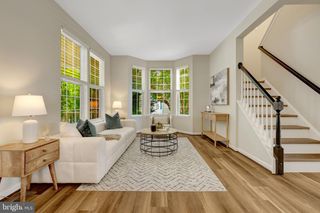 42985 CHESTERTON ST, Ashburn, VA 20147
