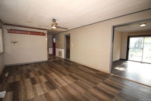 2218 Lakeshore Drive, Hot Springs, AR 71913