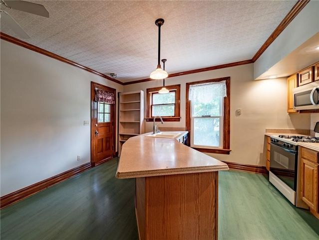 1108 Lake Avenue, Rochester, NY 14613