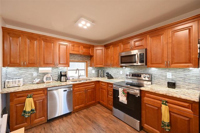 4240 PERTH COURT, North Fort Myers, FL 33903