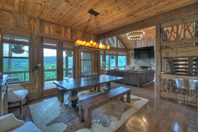 436 Geronimo Road, Blue Ridge, GA 30513