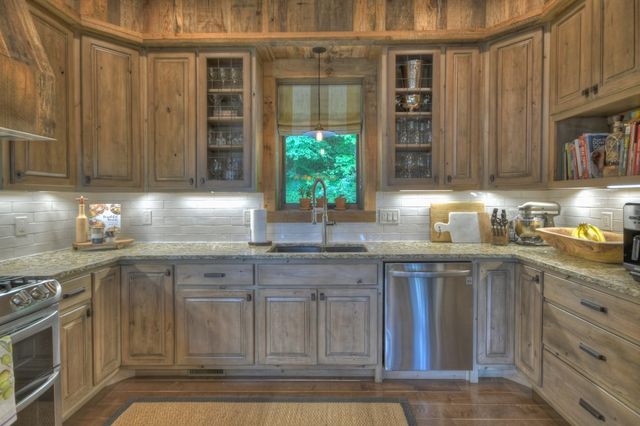 436 Geronimo Road, Blue Ridge, GA 30513