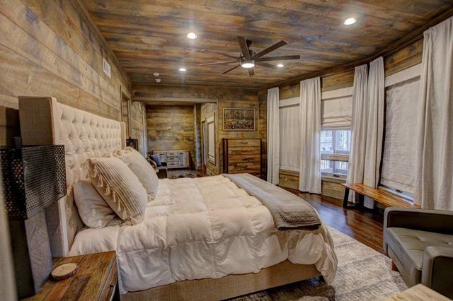 436 Geronimo Road, Blue Ridge, GA 30513