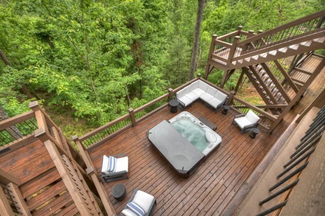436 Geronimo Road, Blue Ridge, GA 30513