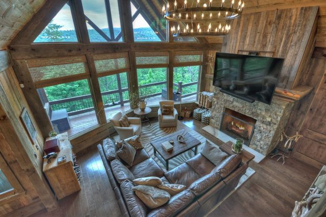 436 Geronimo Road, Blue Ridge, GA 30513