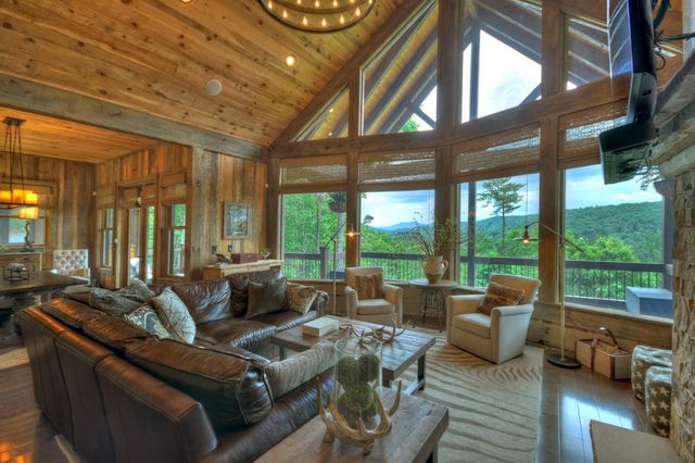 436 Geronimo Road, Blue Ridge, GA 30513