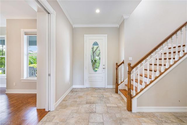 1495 Gordon River LN, Naples, FL 34104