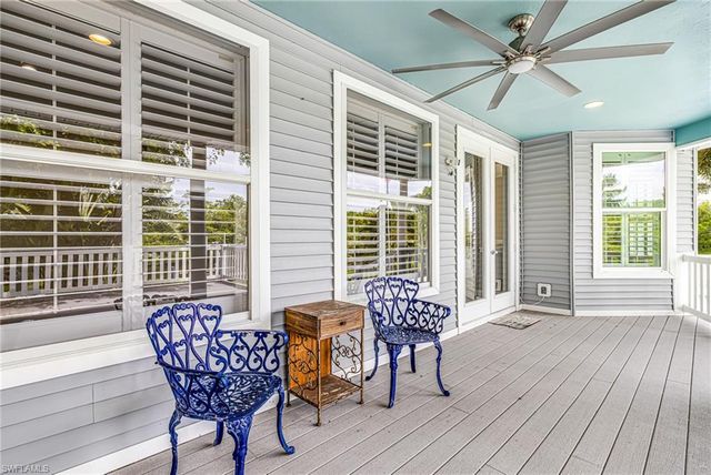 1495 Gordon River LN, Naples, FL 34104