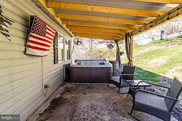 637 OKLAHOMA AVE, Sykesville, MD 21784