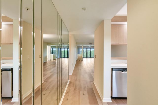 1701 Marina Isle Way 301, Jupiter, FL 33477