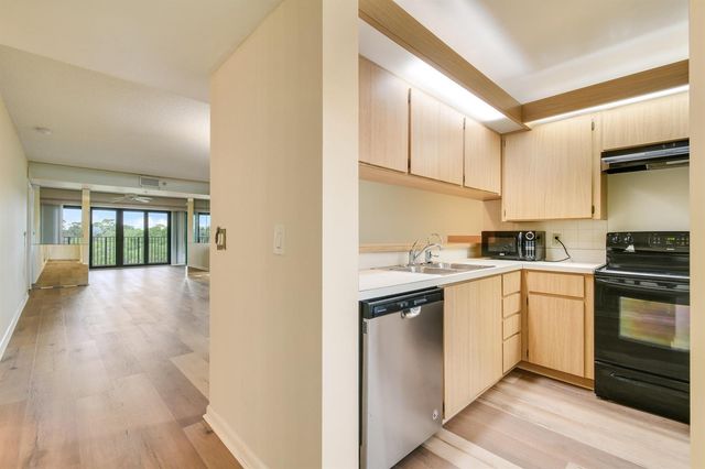 1701 Marina Isle Way 301, Jupiter, FL 33477