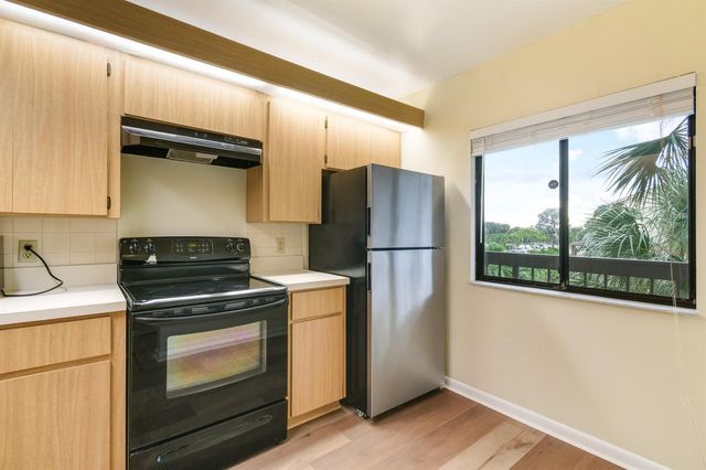 1701 Marina Isle Way 301, Jupiter, FL 33477
