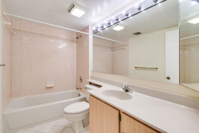 1701 Marina Isle Way 301, Jupiter, FL 33477