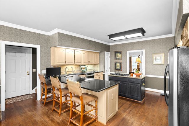101 Carriage Ln, Hendersonville, TN 37075