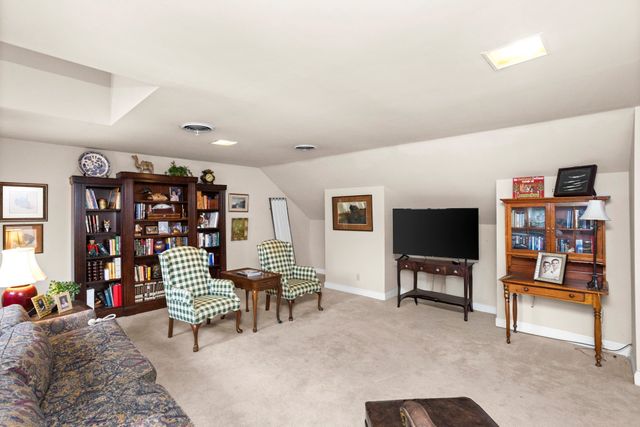 101 Carriage Ln, Hendersonville, TN 37075