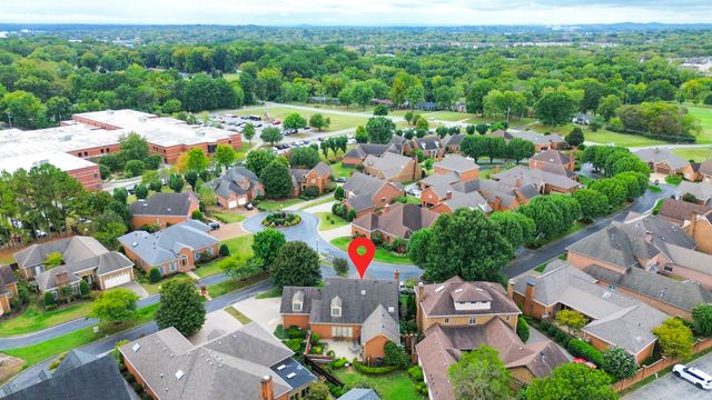 101 Carriage Ln, Hendersonville, TN 37075