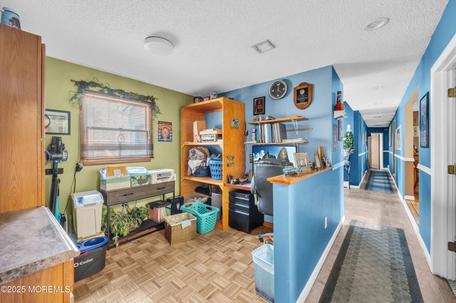 98 Bowman Road, Jackson, NJ 08527