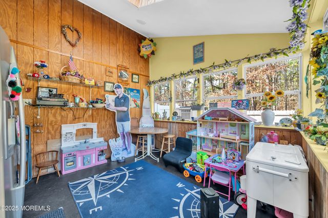 98 Bowman Road, Jackson, NJ 08527