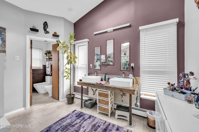 98 Bowman Road, Jackson, NJ 08527