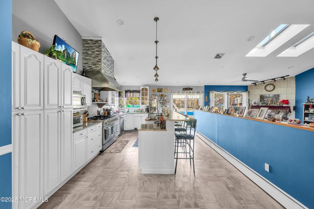 98 Bowman Road, Jackson, NJ 08527