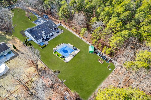 98 Bowman Road, Jackson, NJ 08527