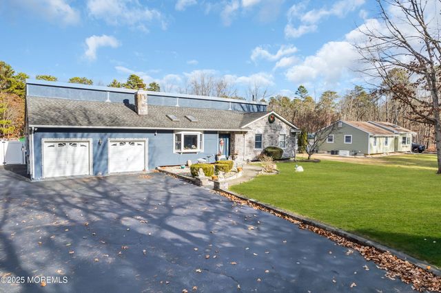 98 Bowman Road, Jackson, NJ 08527
