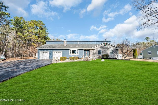 98 Bowman Road, Jackson, NJ 08527