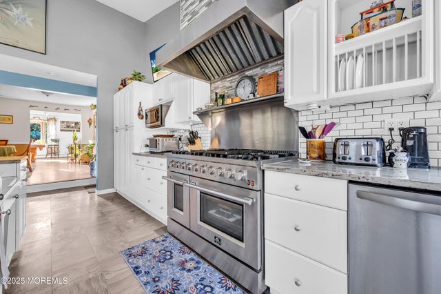 98 Bowman Road, Jackson, NJ 08527