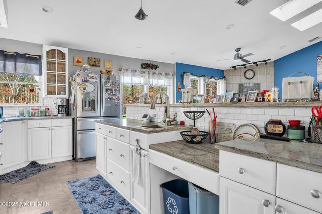 98 Bowman Road, Jackson, NJ 08527