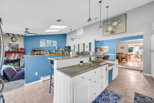 98 Bowman Road, Jackson, NJ 08527