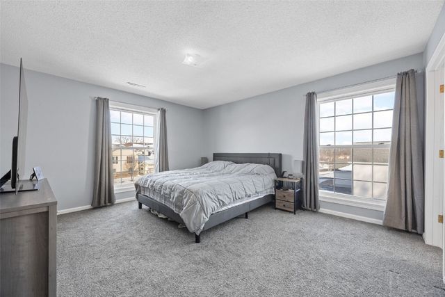 4610 Westchester Drive NE D, Cedar Rapids, IA 52402