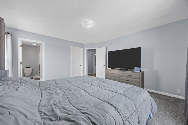 4610 Westchester Drive NE D, Cedar Rapids, IA 52402