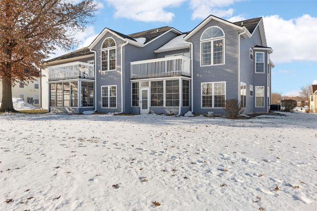 4610 Westchester Drive NE D, Cedar Rapids, IA 52402