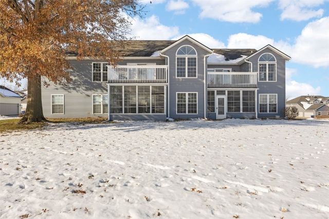 4610 Westchester Drive NE D, Cedar Rapids, IA 52402