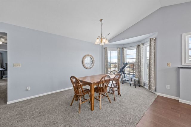 4610 Westchester Drive NE D, Cedar Rapids, IA 52402