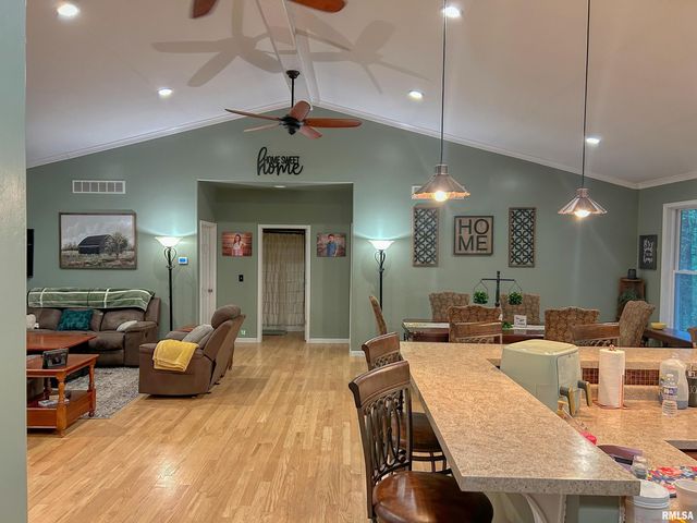 11 GLASFORD Road, Murphysboro, IL 62966