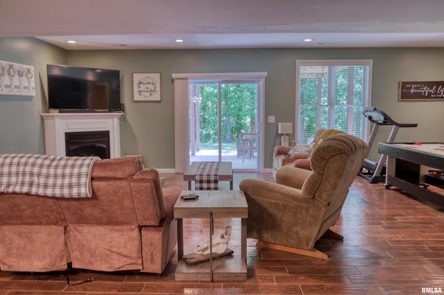 11 GLASFORD Road, Murphysboro, IL 62966