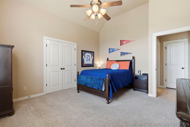 8262 N 70th East Avenue, Owasso, OK 74055