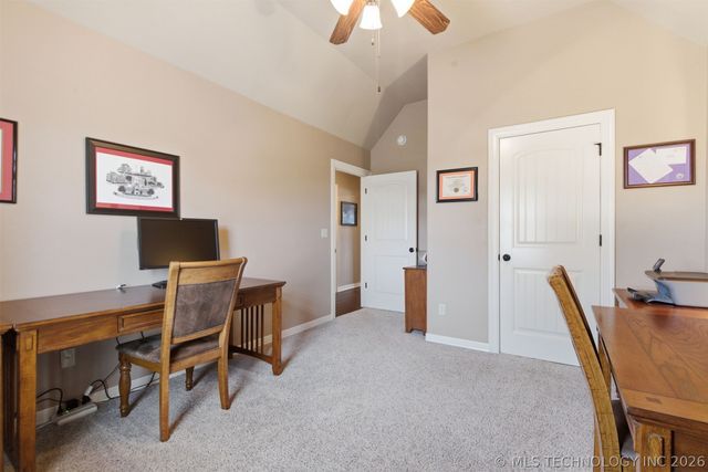 8262 N 70th East Avenue, Owasso, OK 74055