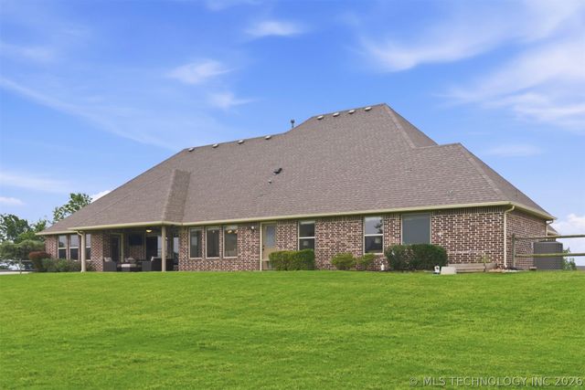 8262 N 70th East Avenue, Owasso, OK 74055