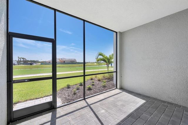 15255 GREEN ACRES AVENUE 111, Punta Gorda, FL 33982