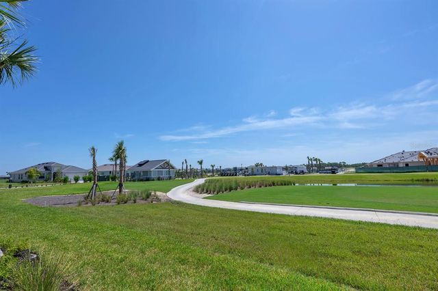 15255 GREEN ACRES AVENUE 111, Punta Gorda, FL 33982