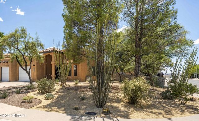 2083 Pinecone Way, Las Cruces, NM 88012