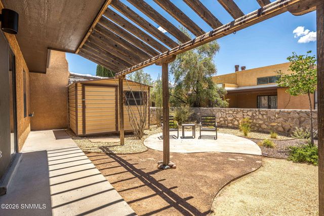 2083 Pinecone Way, Las Cruces, NM 88012